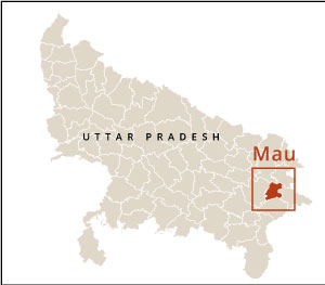 Where is Mau District in Uttar Pradesh